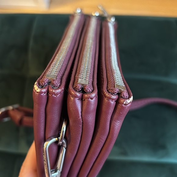 Matt & Nat crossbody purse - Picture 4 of 7